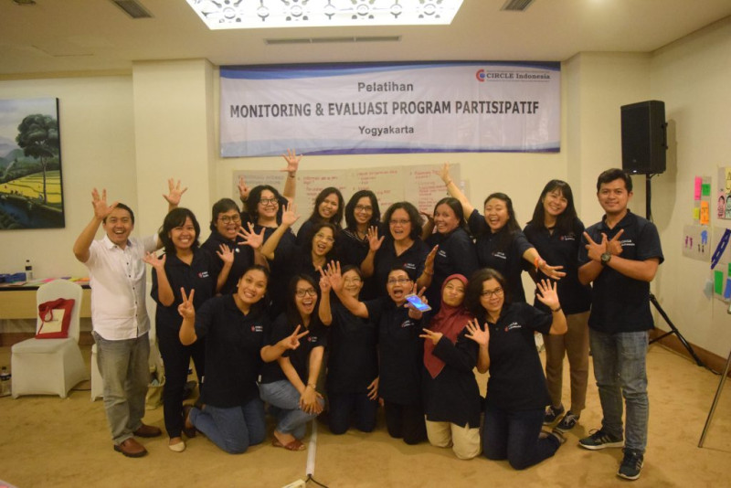 Pelatihan Monitoring dan Evaluasi Bisa Mengasyikkan Bersama CIRCLE Indonesia